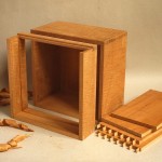 6.front and rear sections fully separated with the boards for the inner box